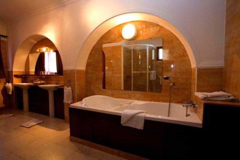 Hotel La Madrague داكاغْ المظهر الخارجي الصورة